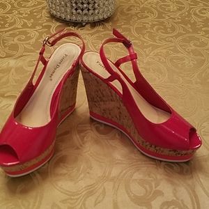 💎3/$25 Pierre Dumas wedges red